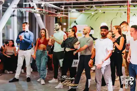 Social dancing at Bachata Paraiso night at JO&JOE Wien