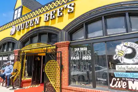Queen Bee's Art and Cultural Center, San Diego: Latin dance venue