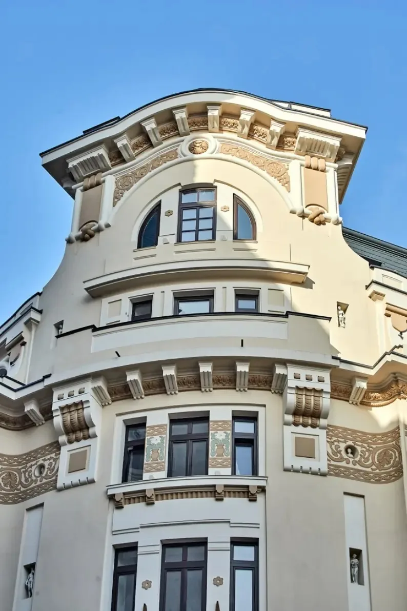 Curved Art Nouveau corner facade of Mille 18 Events venue in Bucharest