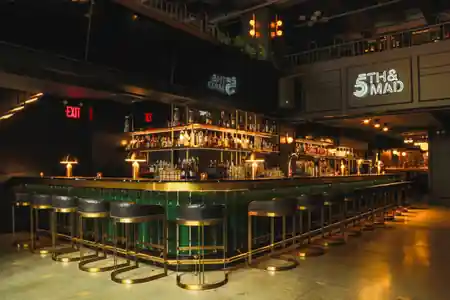 5th & Mad, New York — Latin dance venue