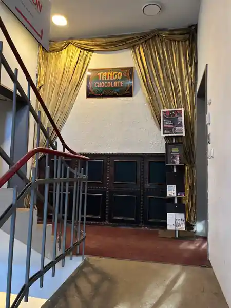 Golden-curtain entrance to Tango Chocolate dance venue in Hamburg — bachata, salsa venue in Hamburg
