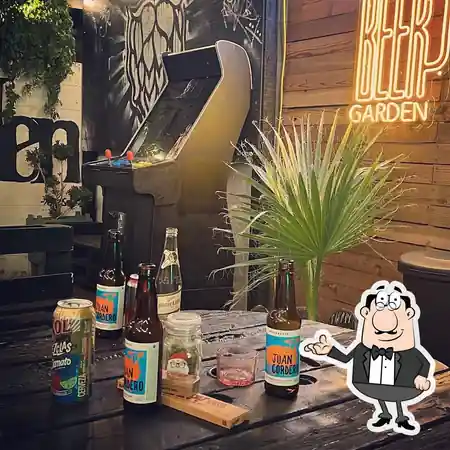 Interior of Beer Garden in Plaza Juarez, Mexicali with outdoor seating and bar area — salsa, bachata, kizomba venue in Mexicali