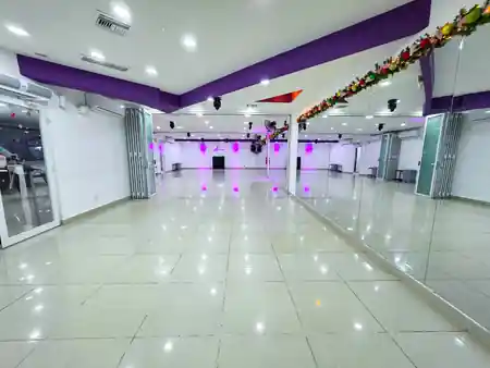 Dance class at Azucar Dance Center in Santo Domingo — bachata, salsa venue in Santo Domingo