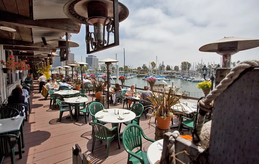 The Warehouse Restaurant - Salsa dance venue in Los Angeles