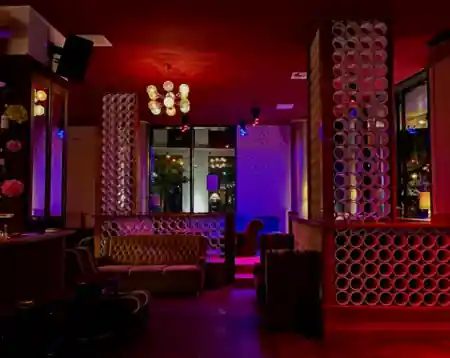 Wilder als erwartet venue atmosphere in Berlin Mitte — salsa venue in Berlin