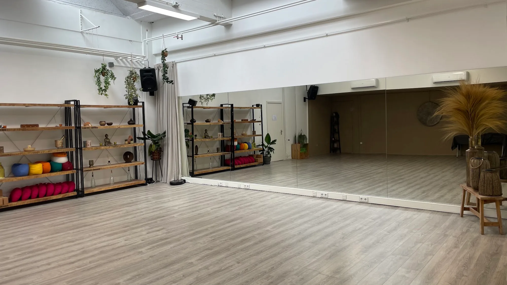 Dance studio with mirrors and wooden floor at Kizomba Lounge Rotterdam Netherlands