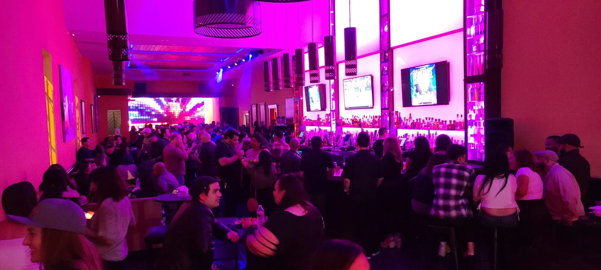 The Mixx - Salsa, Bachata dance venue in Los Angeles