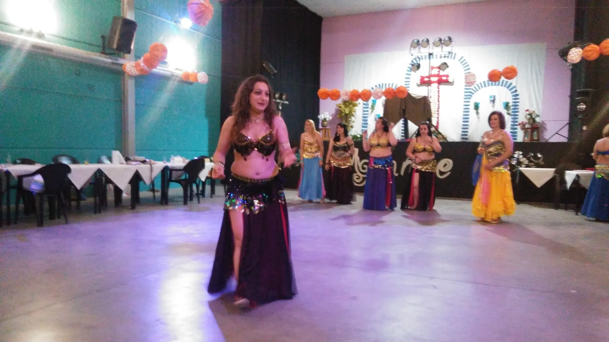 Solo dancer with troupe at Sala Aguanile dance hall in Cordoba