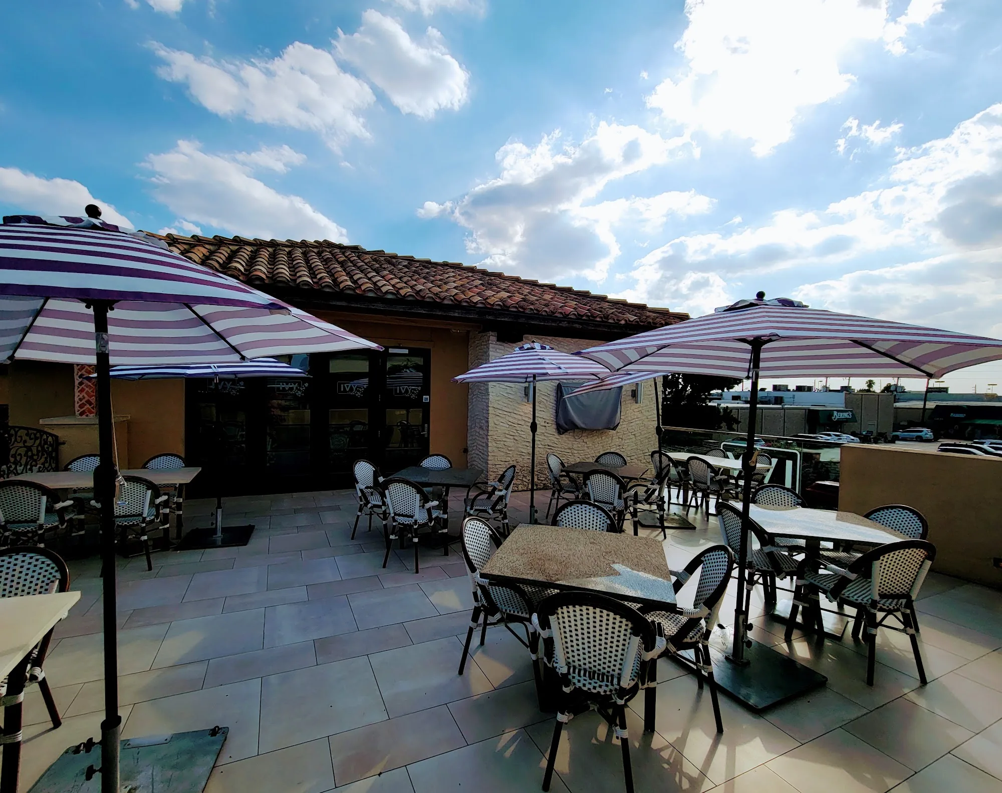 Ivy Bar & Bistro, dance venue in Houston