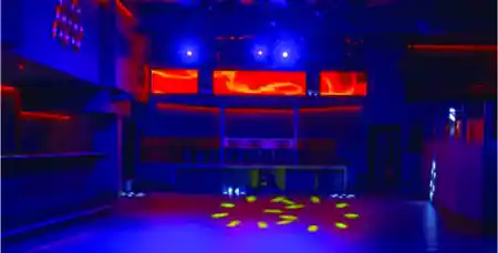 Vendome Club interior in Paris with neo-contemporary decor — salsa venue in Paris