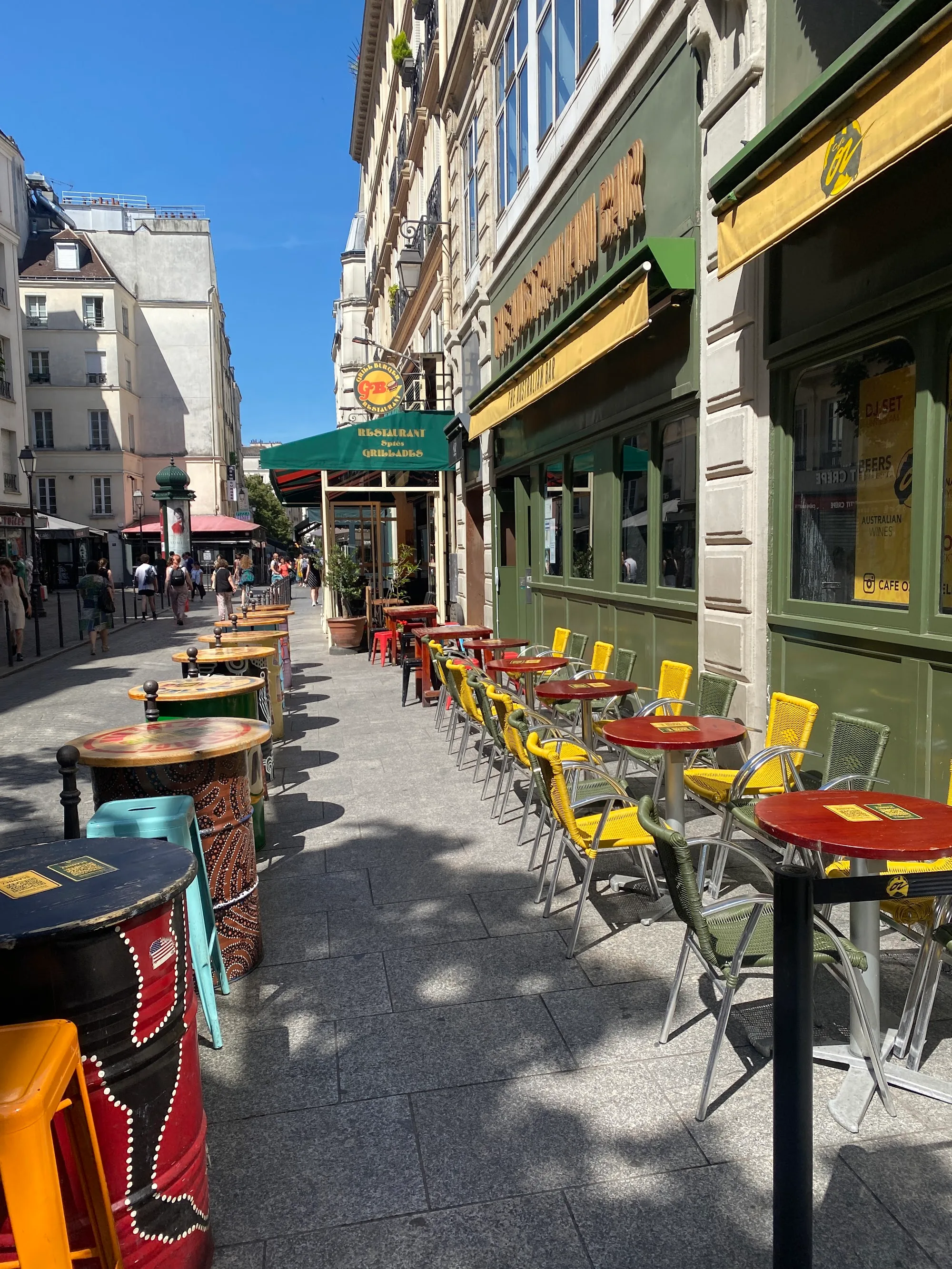 Café Oz Chatelet outdoor terrace with colorful seating on Paris street