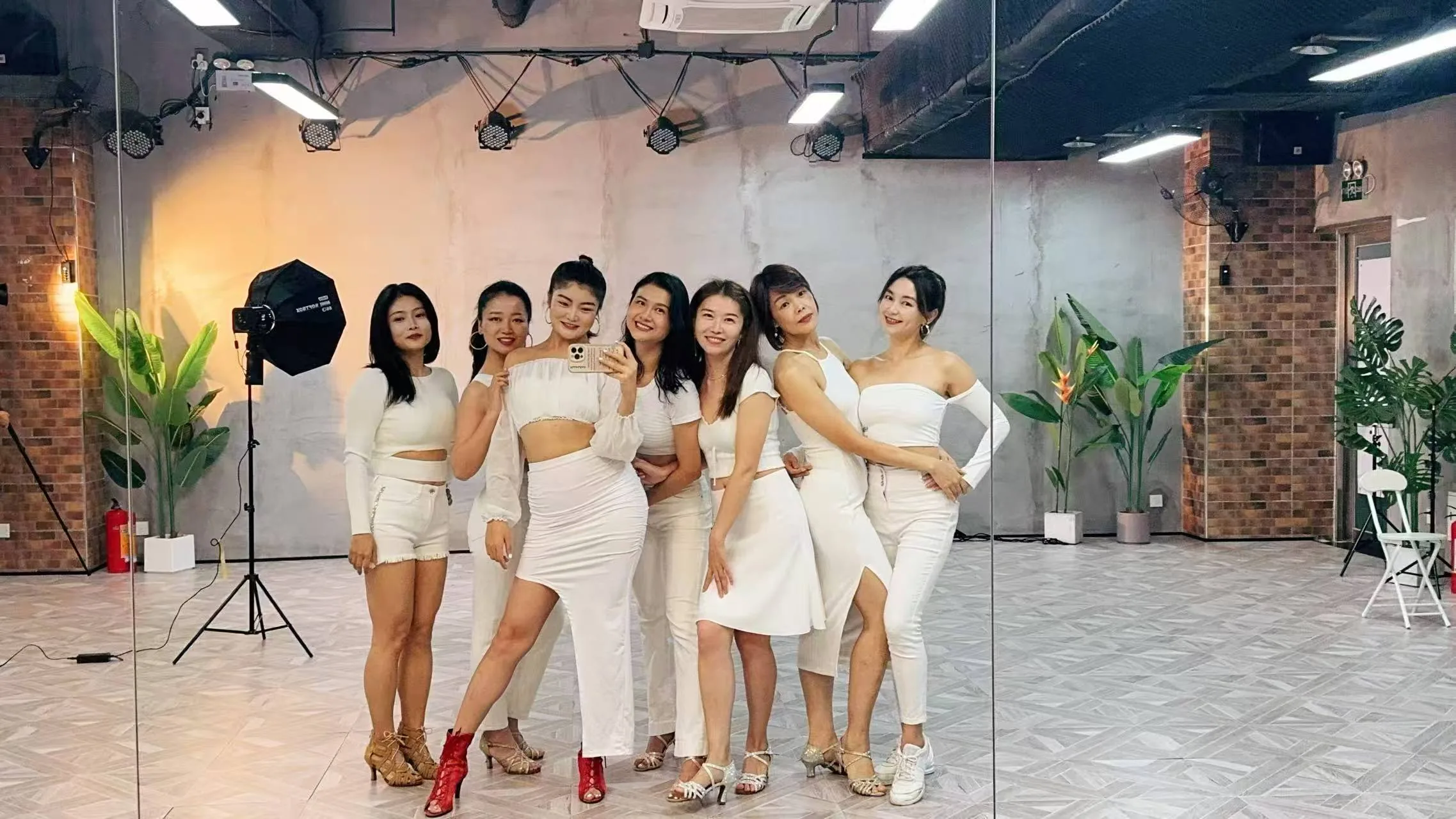 PP Bar - Bachata, Salsa, Kizomba dance venue in Shenzhen