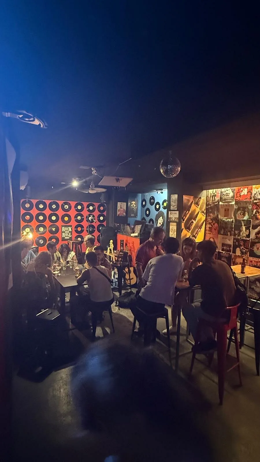 Interior of El Gato Cool Pub, Alicante