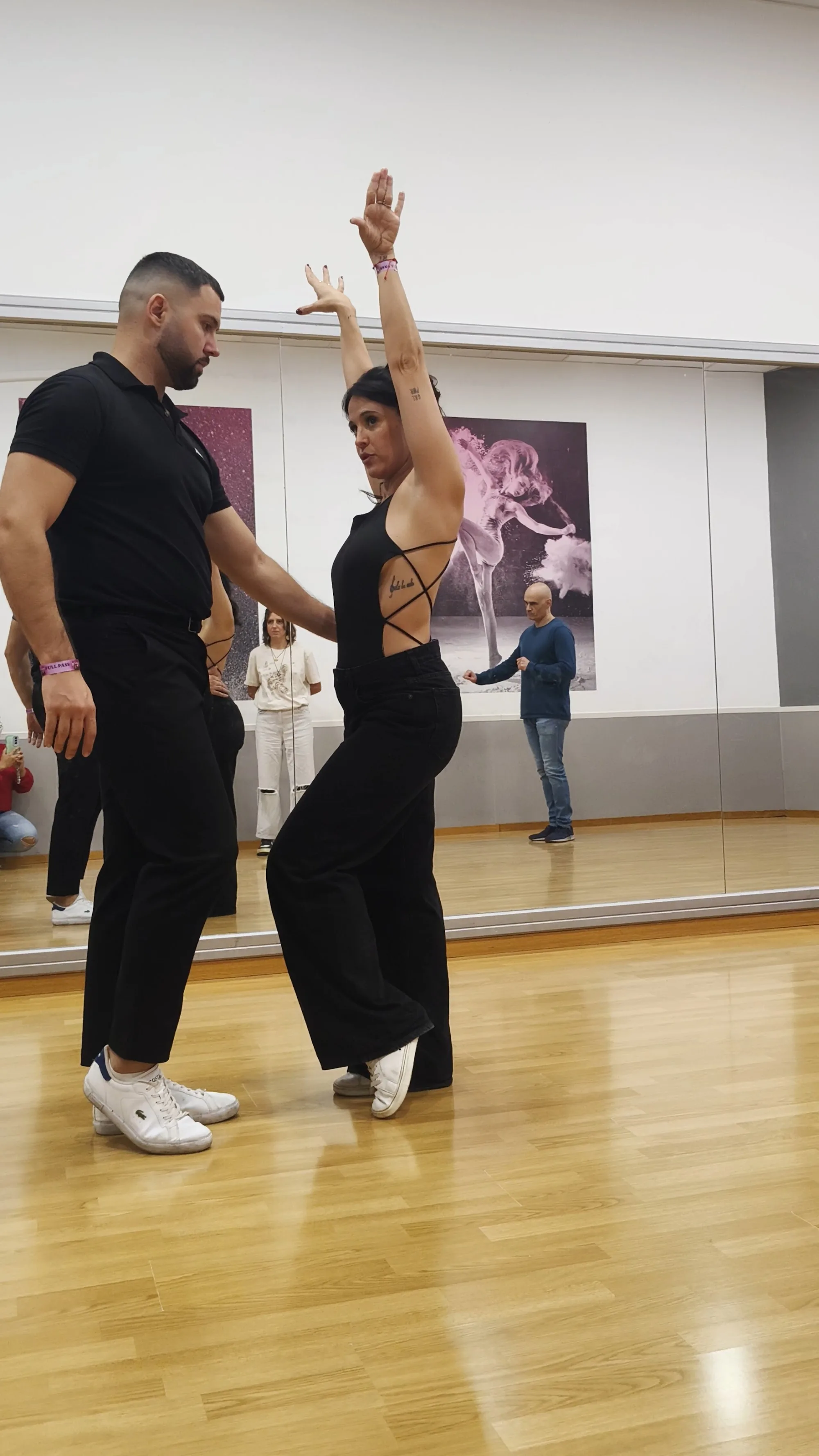 Partner dancing on the dance floor at Victory's dance club Palma de Mallorca