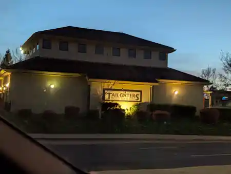 Tailgaters Sports Bar & Grill, Antioch: Latin dance venue