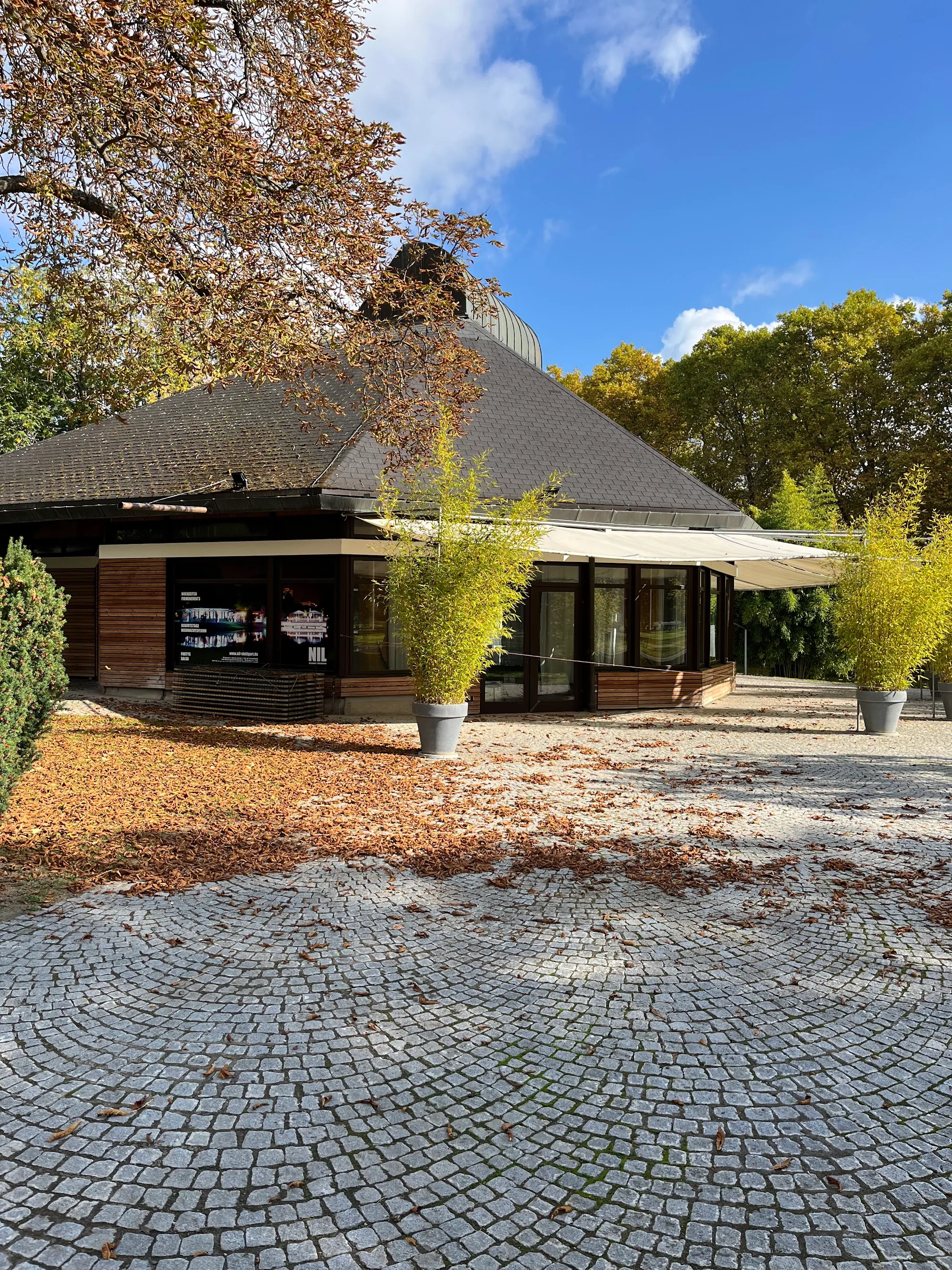 Cafe am See Nil Stuttgart venue exterior at the lakeside