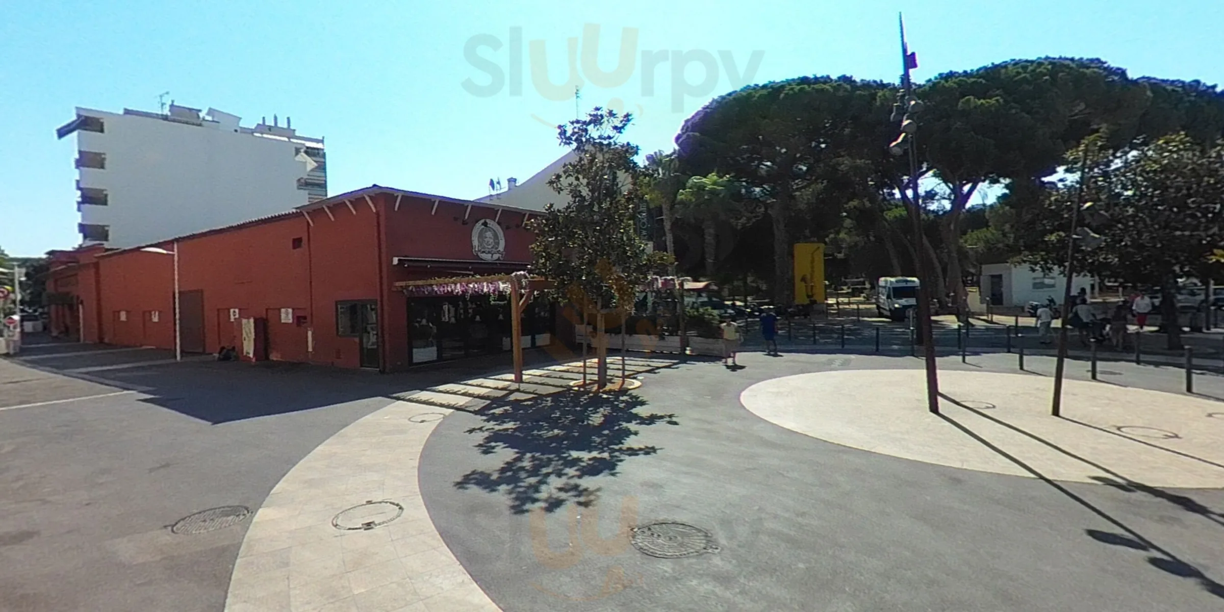 Zapata - Salsa, Bachata dance venue in Juan-les-Pins