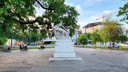 Garden path with trees and benches at Jardim Roque Gameiro in Lisbon Portugal — bachata, salsa, kizomba venue in Lisbon