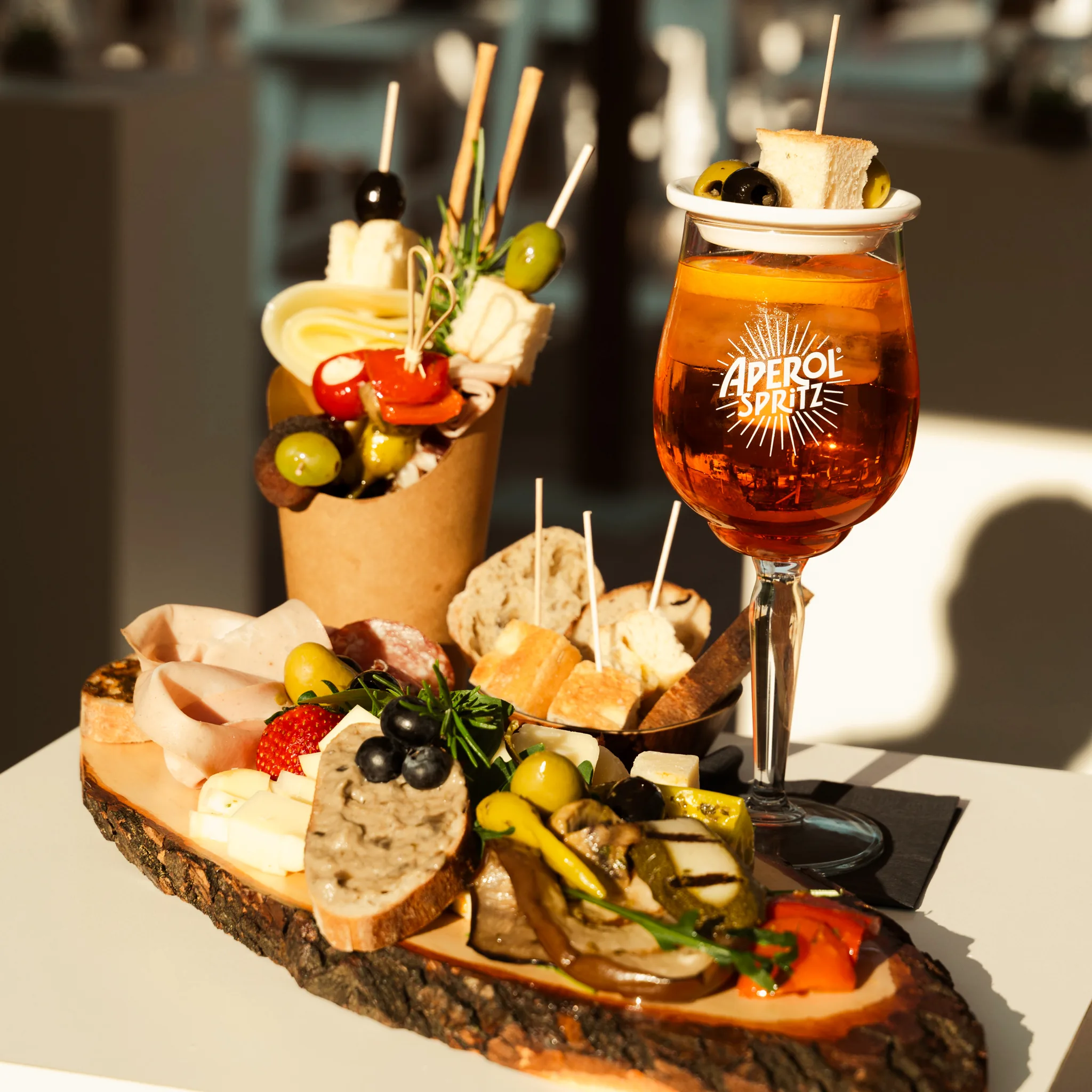Outdoor area at Lieblingsstrand beach bar, Nuremberg