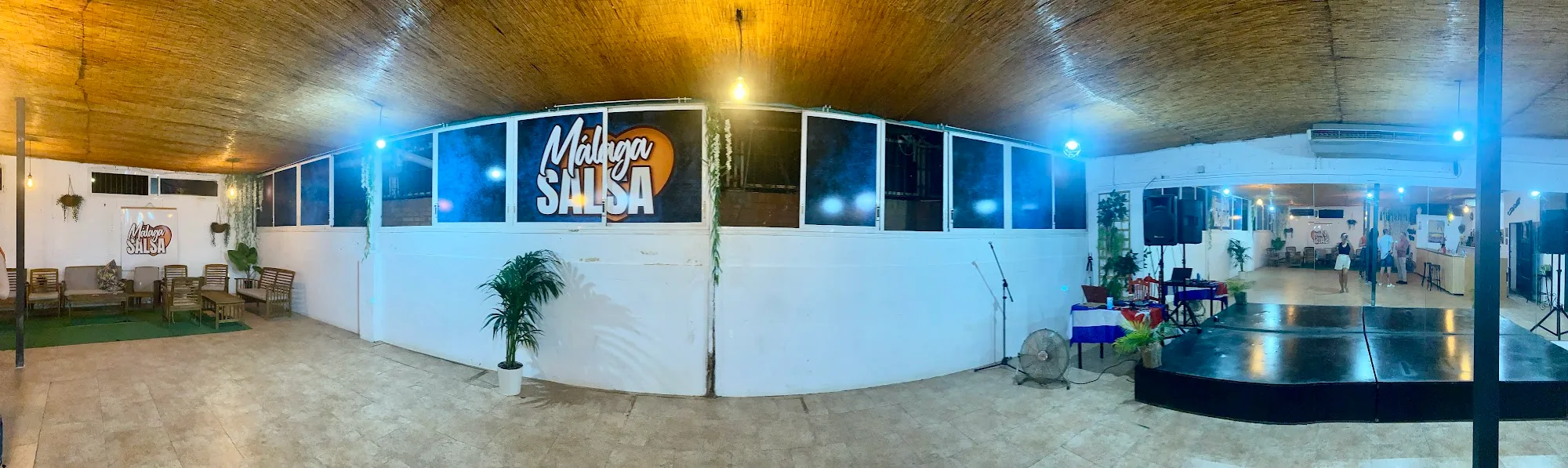 Outdoor patio venue atmosphere at El Patio de Málaga Salsa Spain