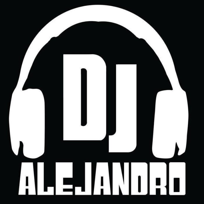 DJ Alejandro, Bachata dance instructor from Berlin
