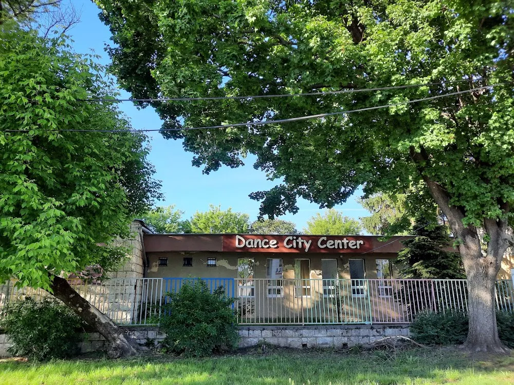 Caribe Dance Center studio