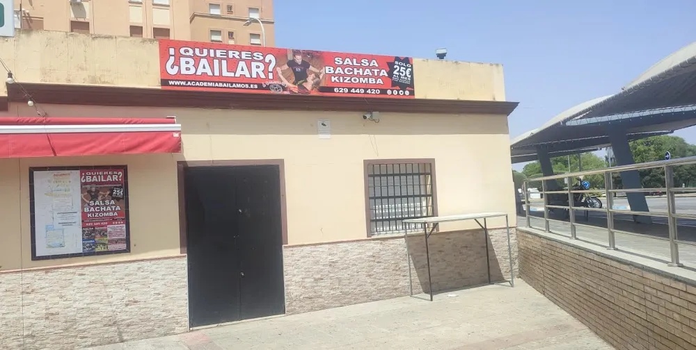 Academia Bailamos studio